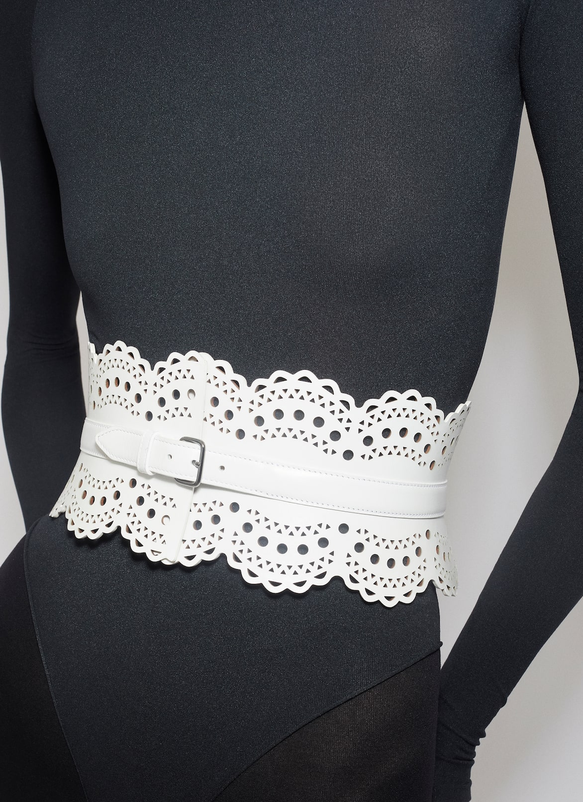 Bustier belt in vienne wave calfskin ALAÏA OPTIC WHITE BUSTIER BELT IN VIENNE WAVE CALFSKIN